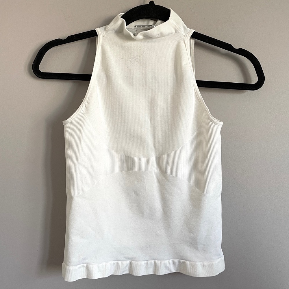 Nike Dry-Fit White Mockneck Seamless Tank - M